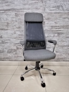 Кресло Barneo K-115 для персонала (серая ткань, черная сетка) в Нягани - nyagan.mebel-74.com | фото