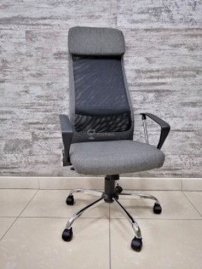 Кресло Barneo K-116 для персонала (серая ткань, черная сетка) в Нягани - nyagan.mebel-74.com | фото