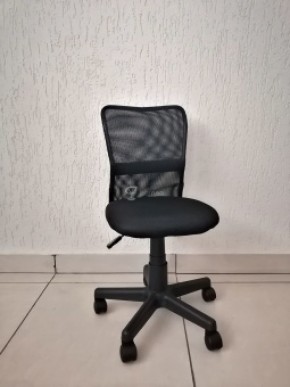 Кресло Barneo K-401 детское (черная ткань/сетка) в Нягани - nyagan.mebel-74.com | фото