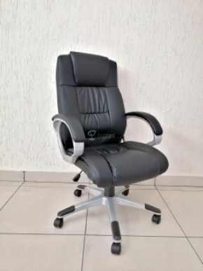 Кресло Barneo K-6 для руководителя (черная экокожа) в Нягани - nyagan.mebel-74.com | фото