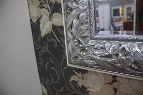 Зеркало Тиффани Premium черная/серебро (ТФСТ-2(П) в Нягани - nyagan.mebel-74.com | фото